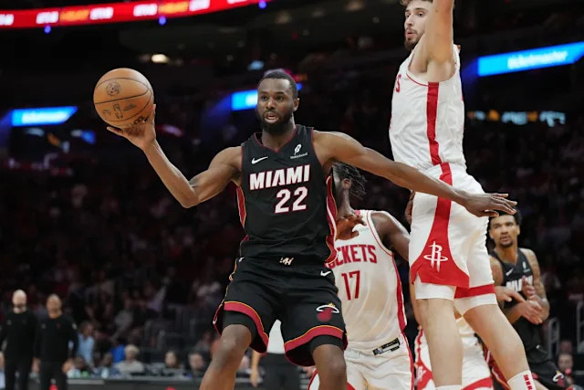 热火与湖人就维金斯的交易谈判，热火希望得到一个首轮同时将克内克特和八村塁纳入交易