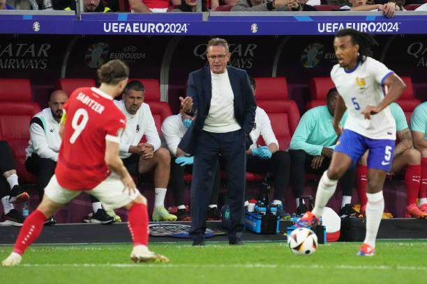 王勤伯：奥地利足球才是正道，朗尼克功德无量