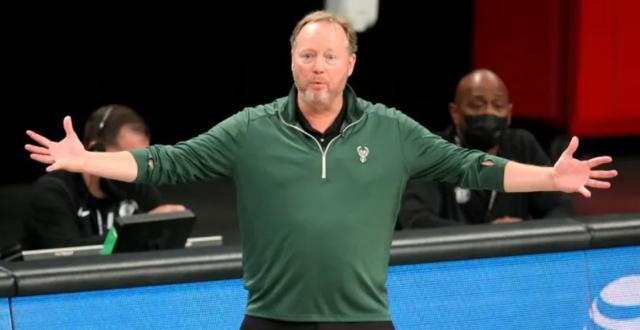 开云平台-防守严重下滑季后赛席位松动 卫冕冠军成色不足？